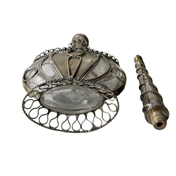 Vintage Moroccan Perfume Bottle‎ Sprinkler Handmade Embossed Metal Glass Overlay - Picture 6 of 8